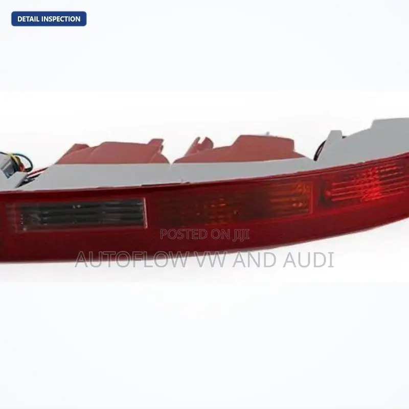 Audi Q5 2008-2017 Right Bumper Reflector 8RA