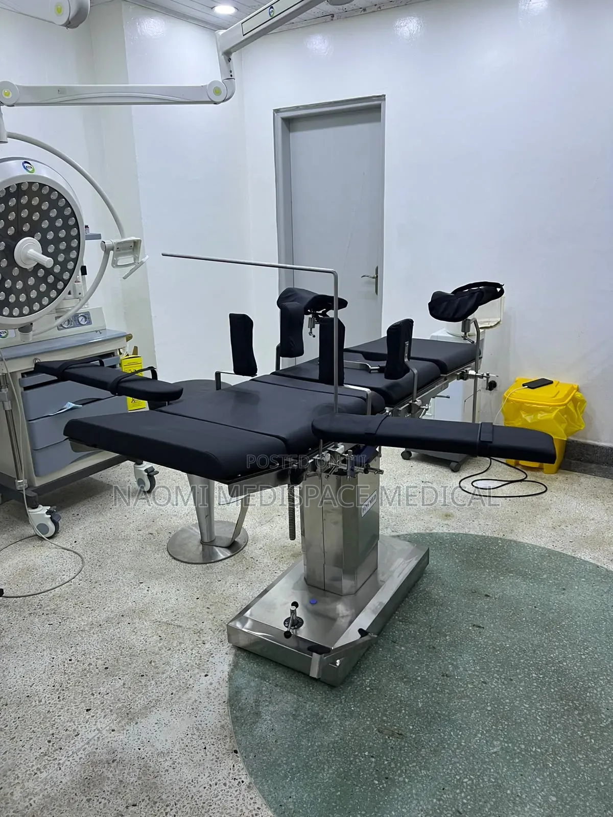 Double, Stainless Steel Hydraulic Theatre Operating Table/ OT Table