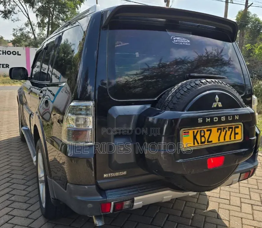Mitsubishi Shogun 2008 Matt Black