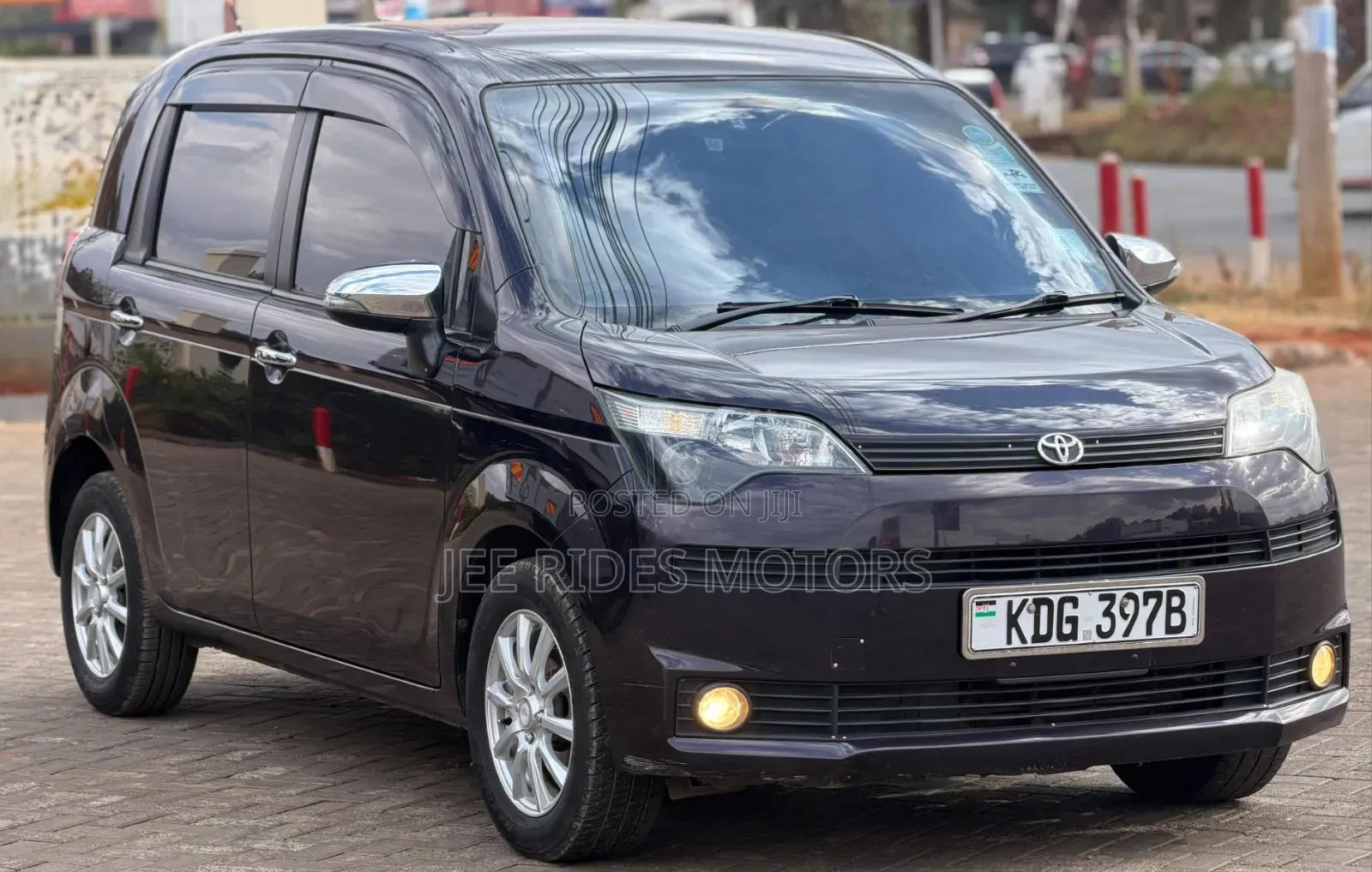 Toyota Spade 2014 Matt Black