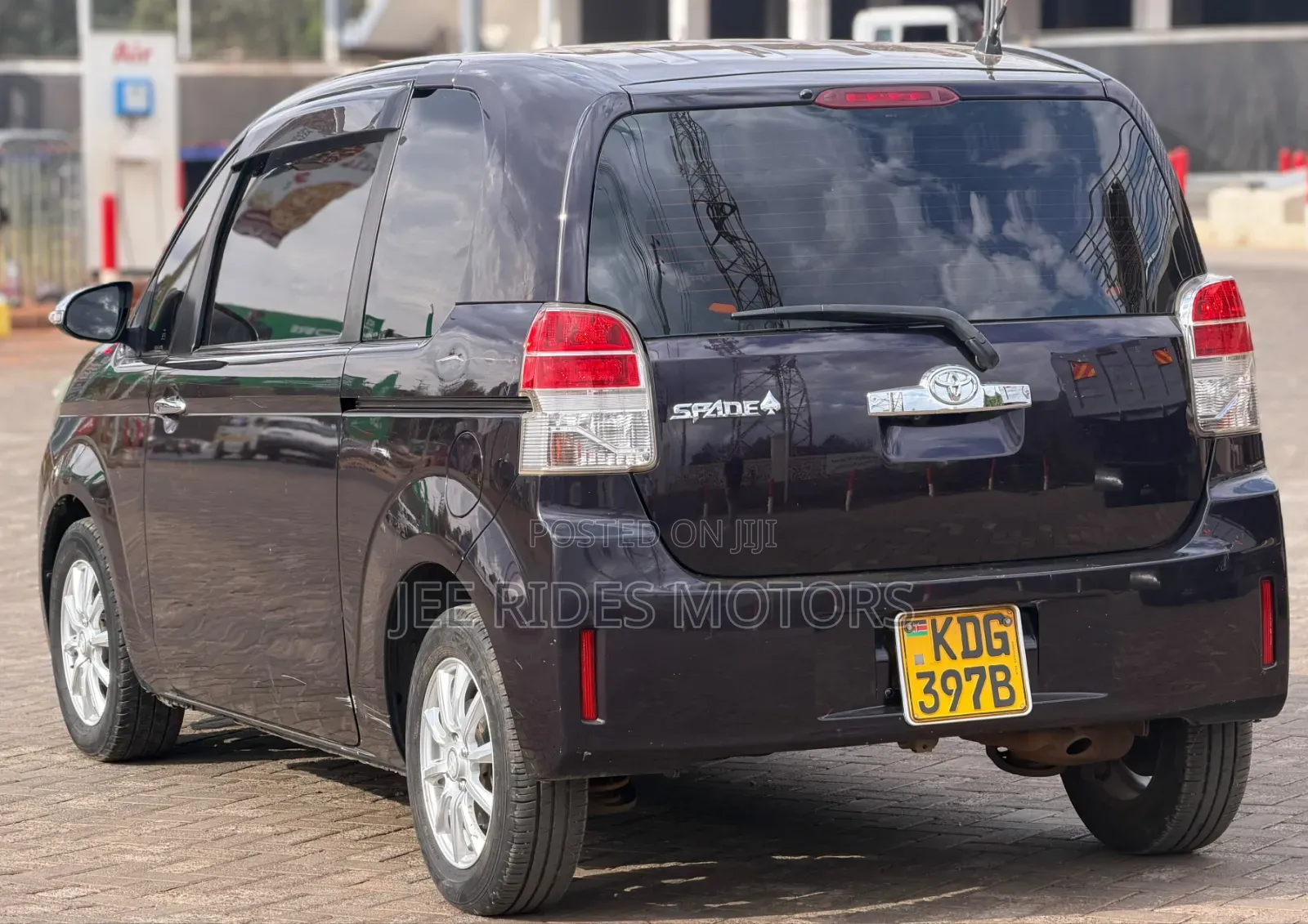 Toyota Spade 2014 Matt Black