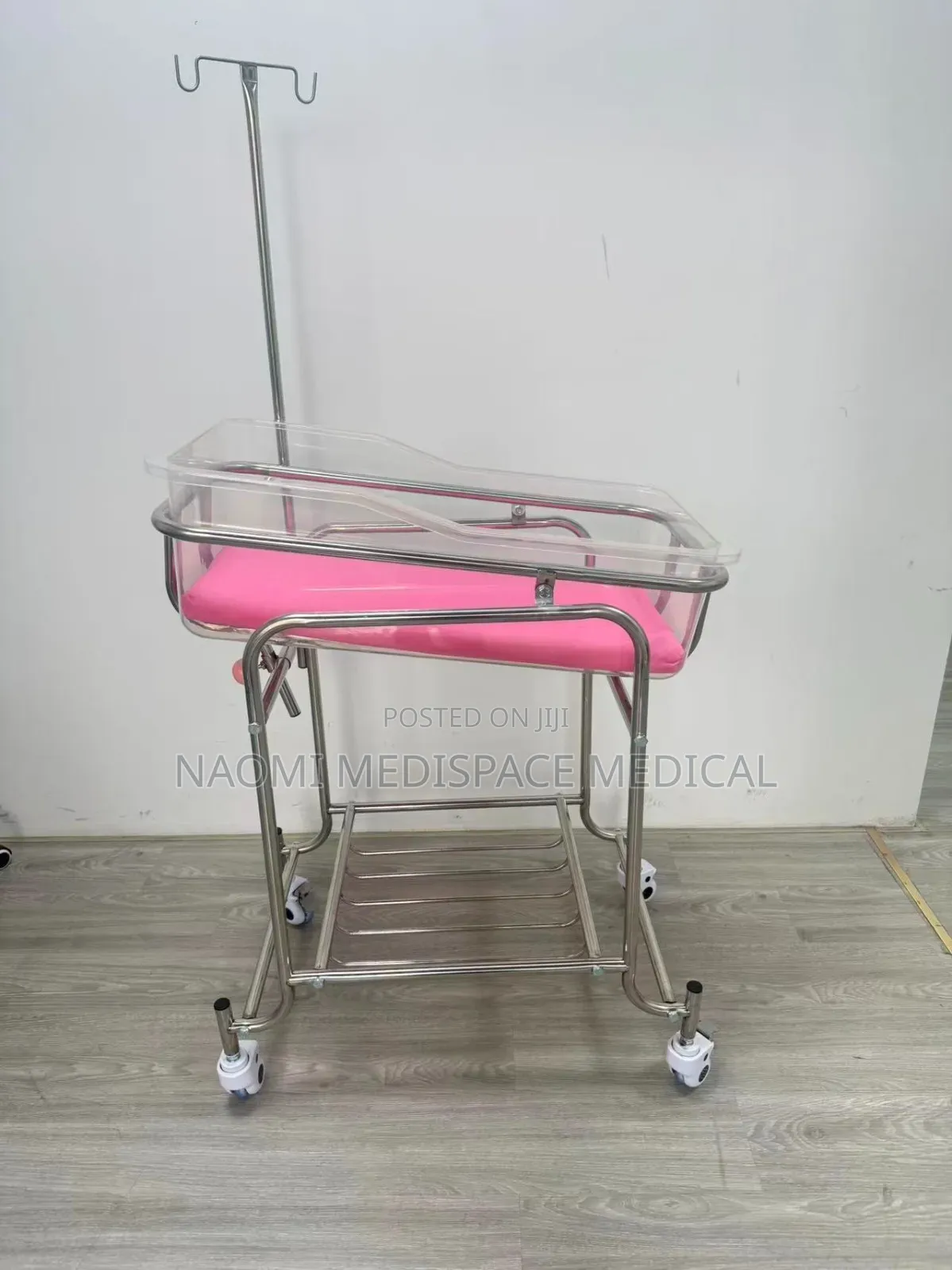 Stainless Steel,Durable and Quality Hospital Baby Bassinet