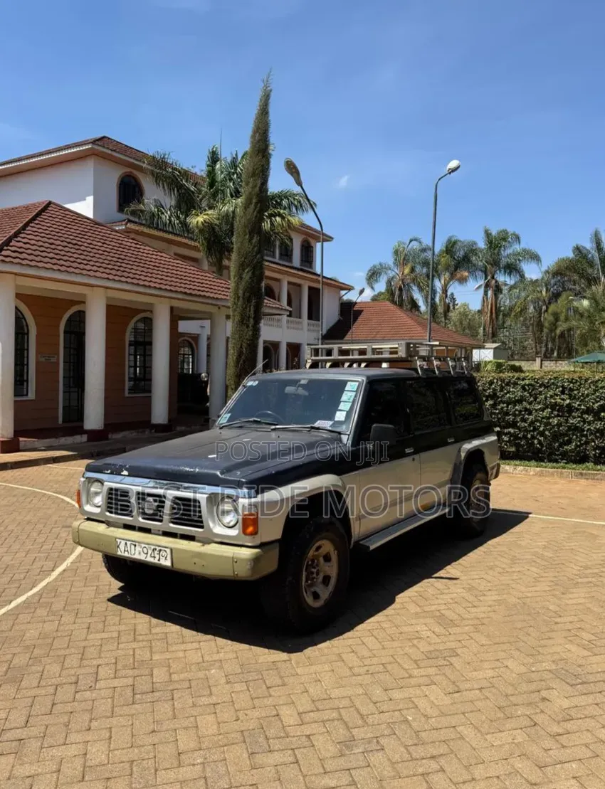 Nissan Patrol 1991 Black