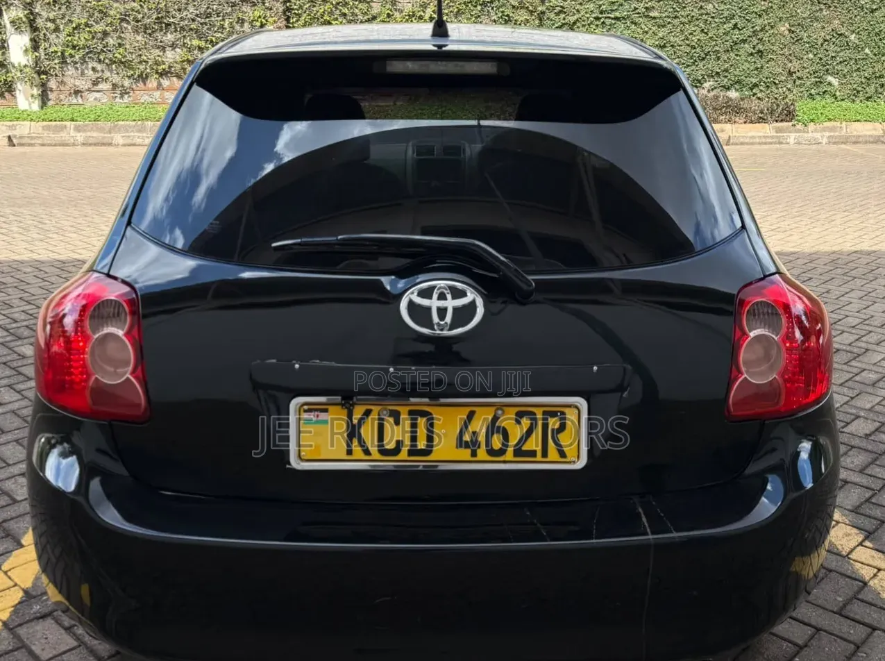 Toyota Auris 2008 Burgundy