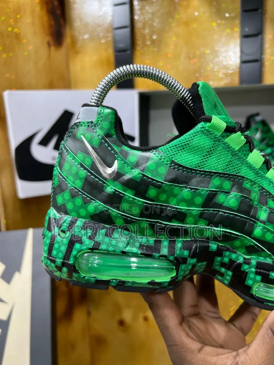 Designer Nike Airmax-95 × LEGO Sneakers