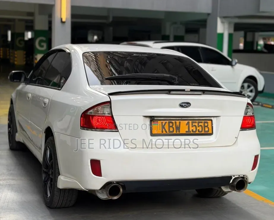 Subaru Legacy 2007 Gold