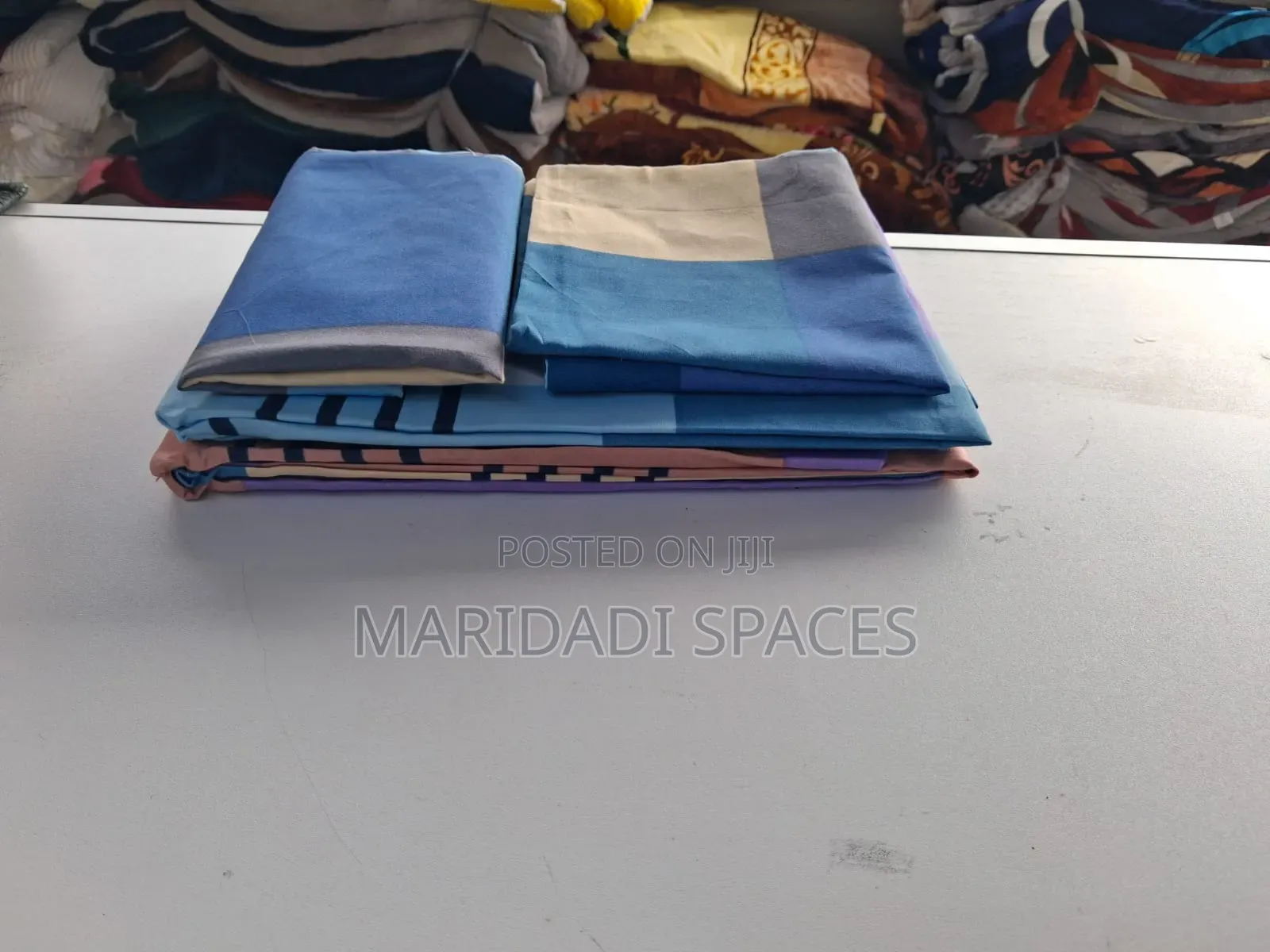 Make Your Bed Unique With These CLP Bedsheets Size 5*6