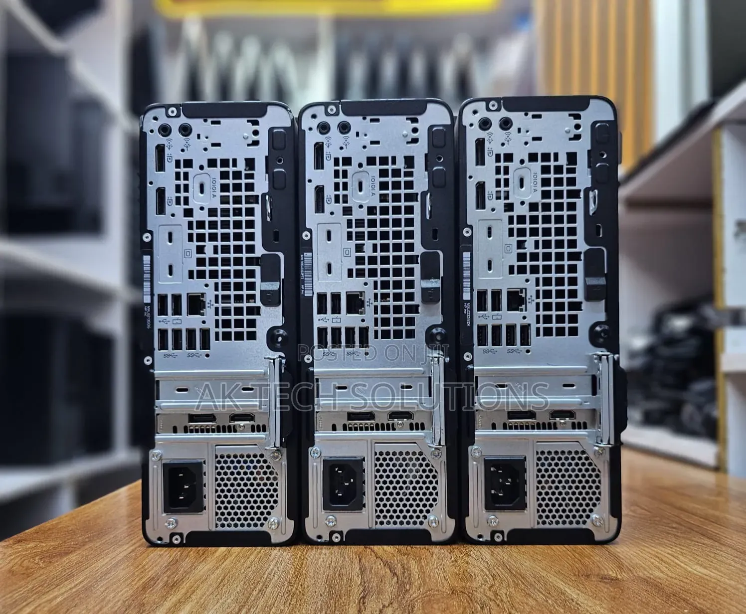 Desktop Computer HP EliteDesk 705 8GB AMD Ryzen 5 SSD 256GB