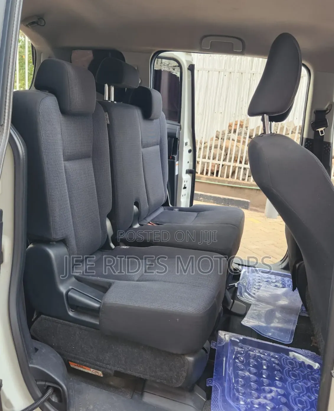 Toyota Sienta 2016 Pearl