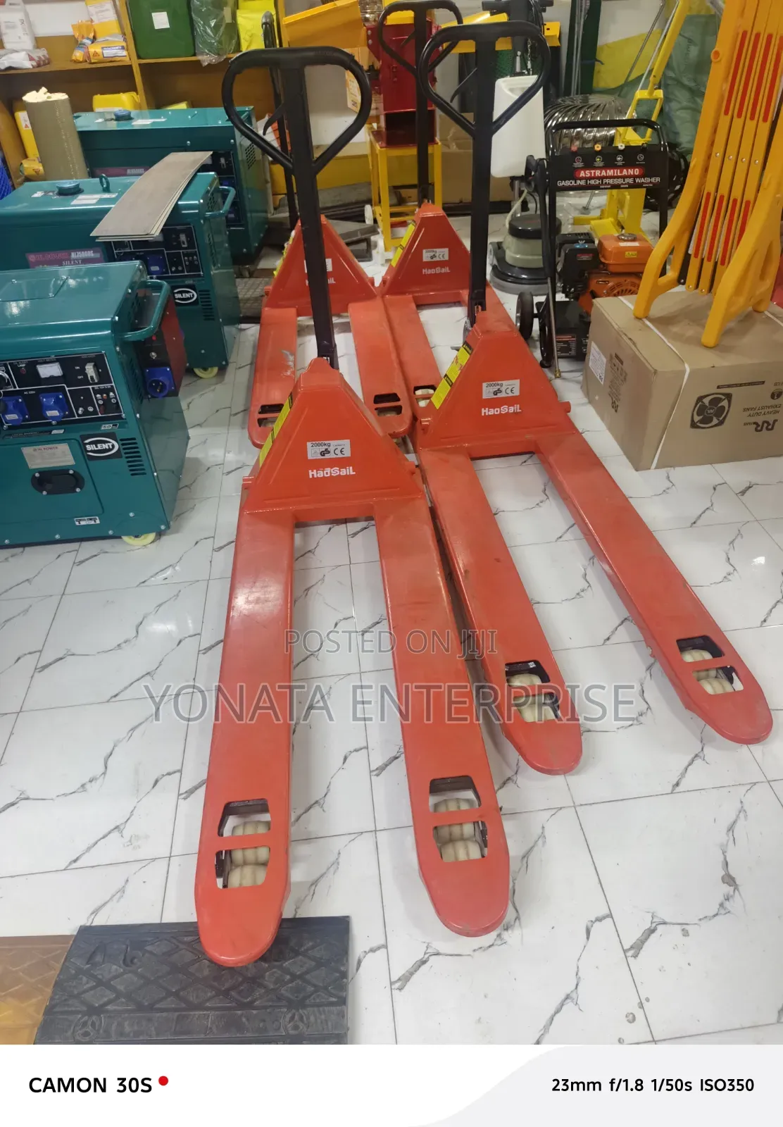 Industrial 2T Pallet Truck Narrow