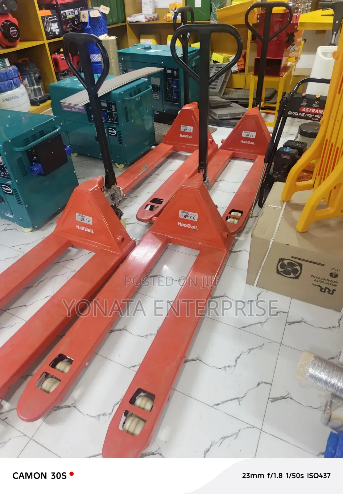Industrial 2T Pallet Truck Narrow
