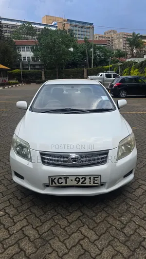 Toyota Axio 2011 Off white