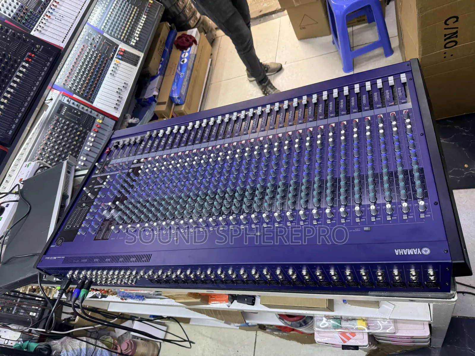 MG32FX 32 Channel Plain Mixer
