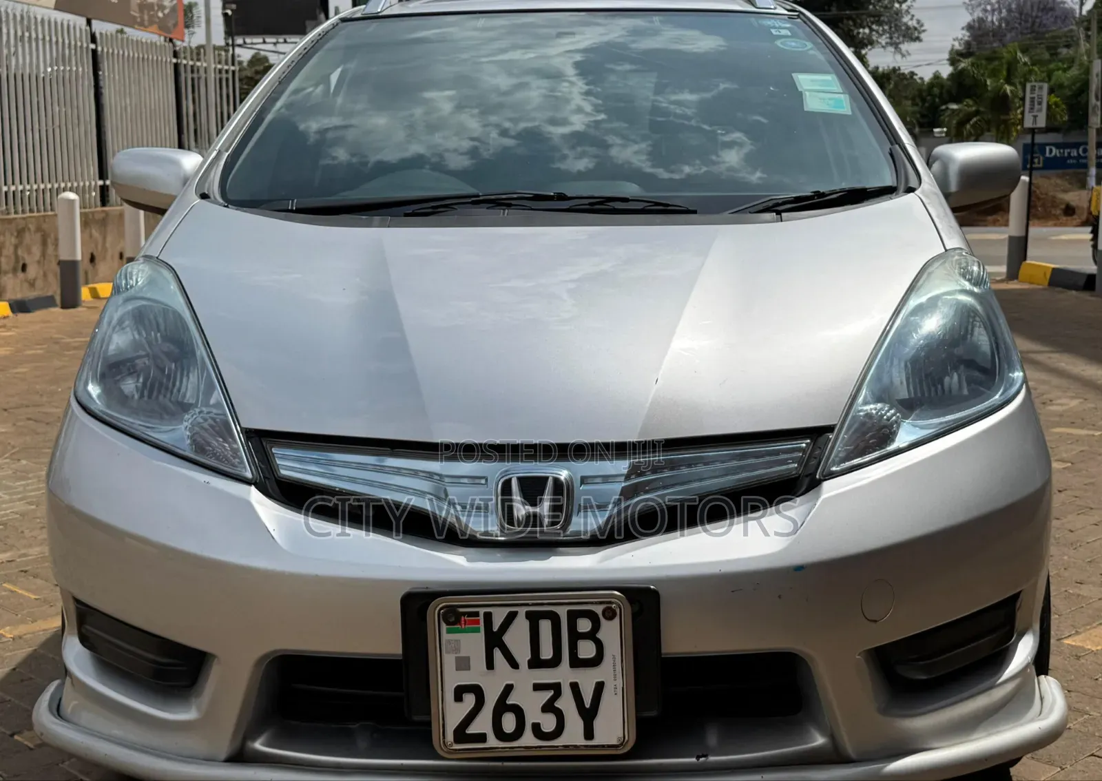 Honda Fit Shuttle 2014 Silver