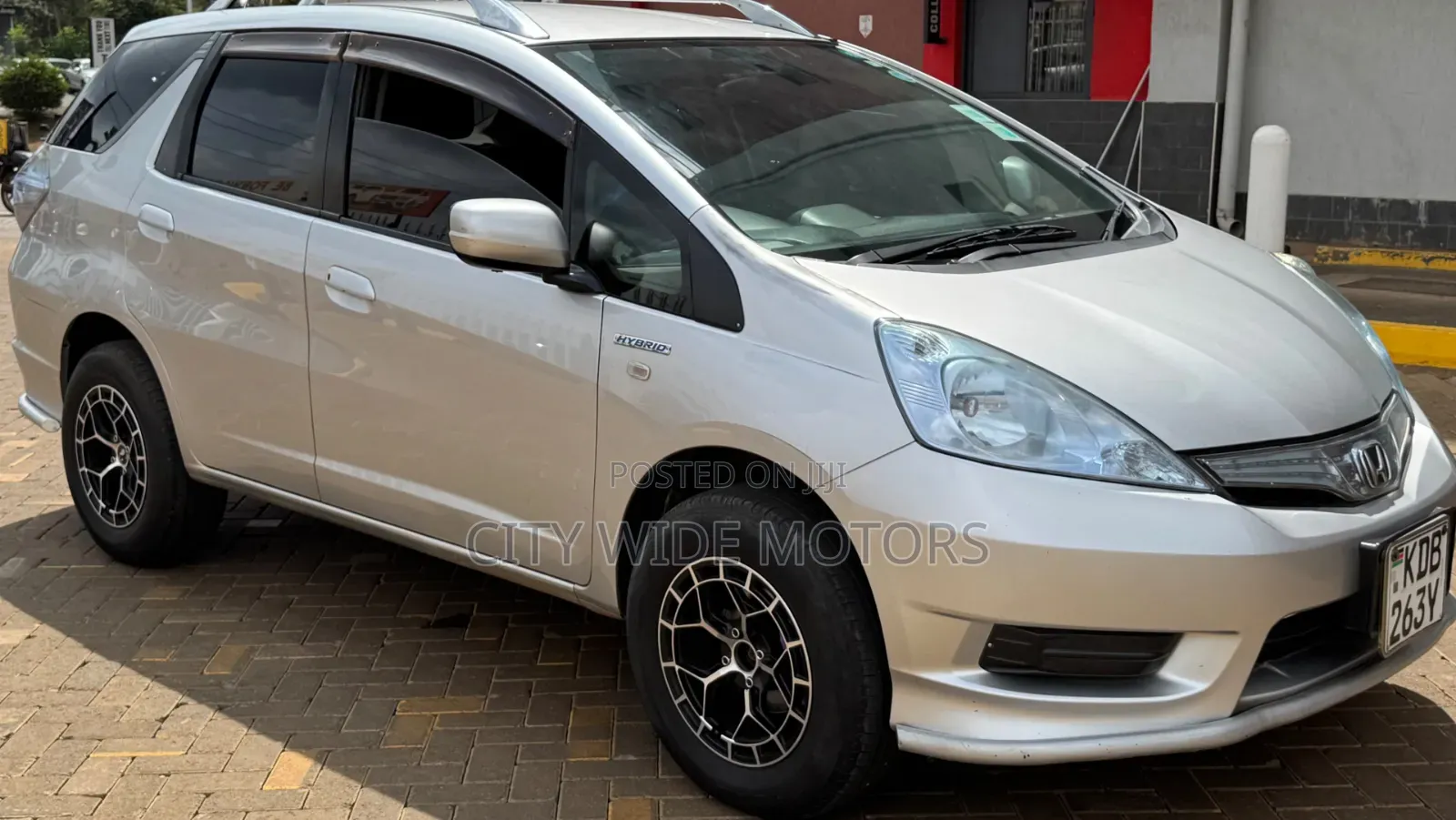 Honda Fit Shuttle 2014 Silver