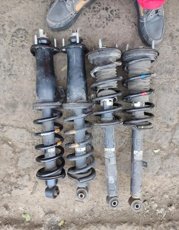 Toyota Crown Complete Shocks Sensor/Non-Sensor Available
