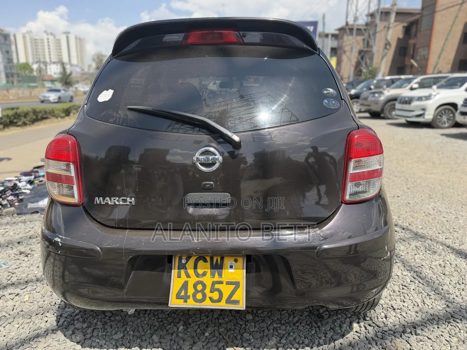 Nissan March 1.2 FWD 2012 Brown