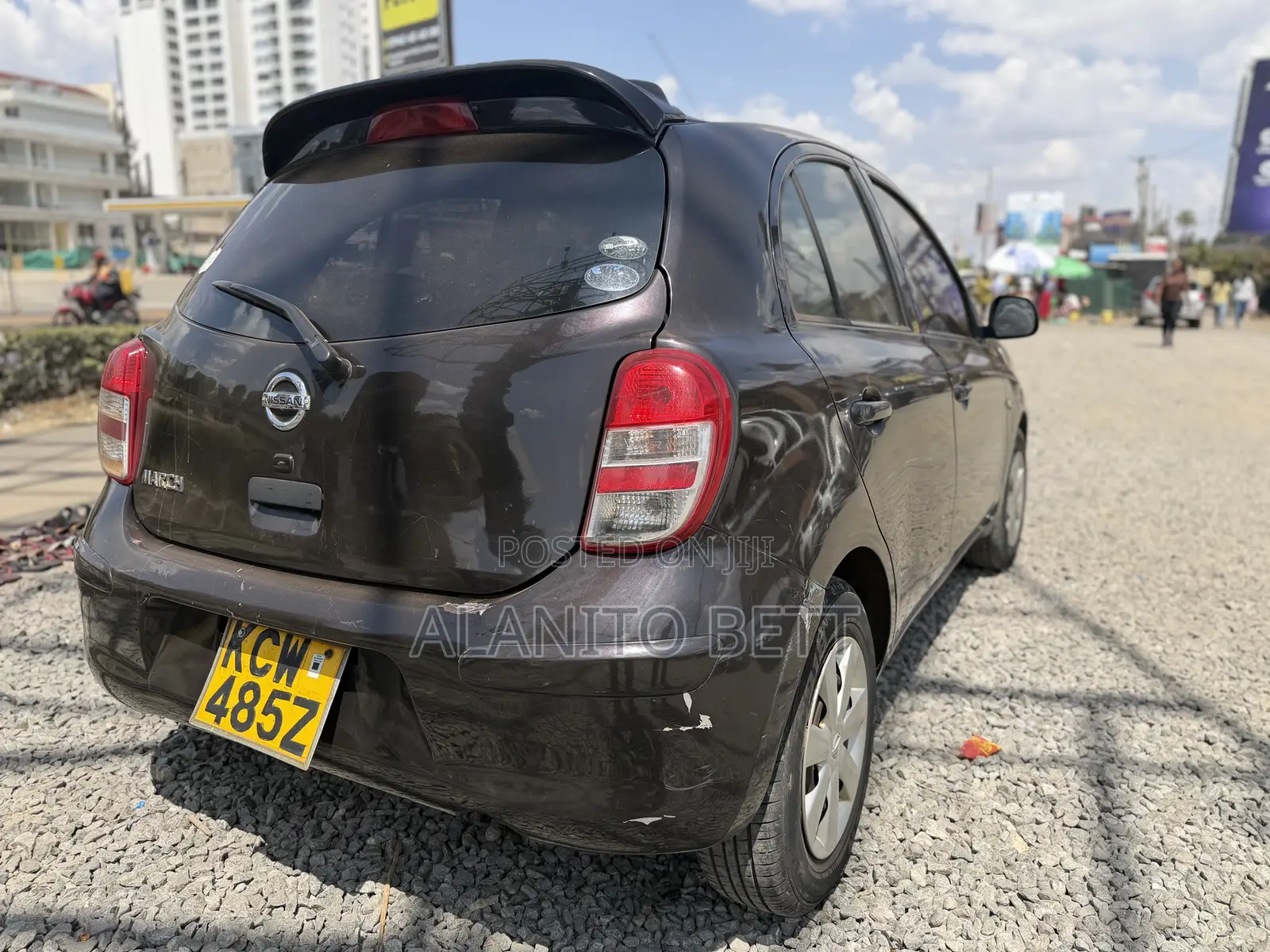 Nissan March 1.2 FWD 2012 Brown
