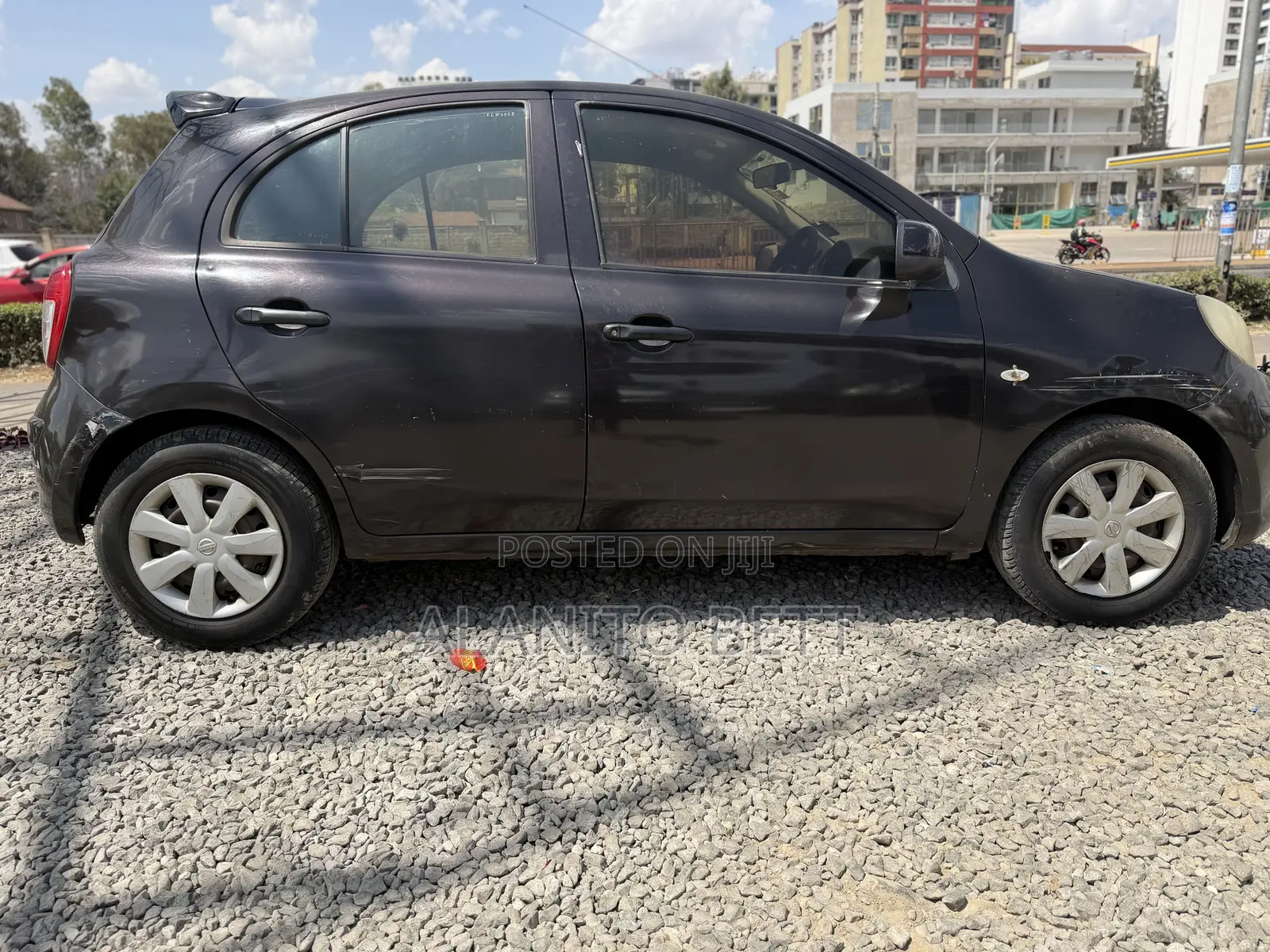 Nissan March 1.2 FWD 2012 Brown