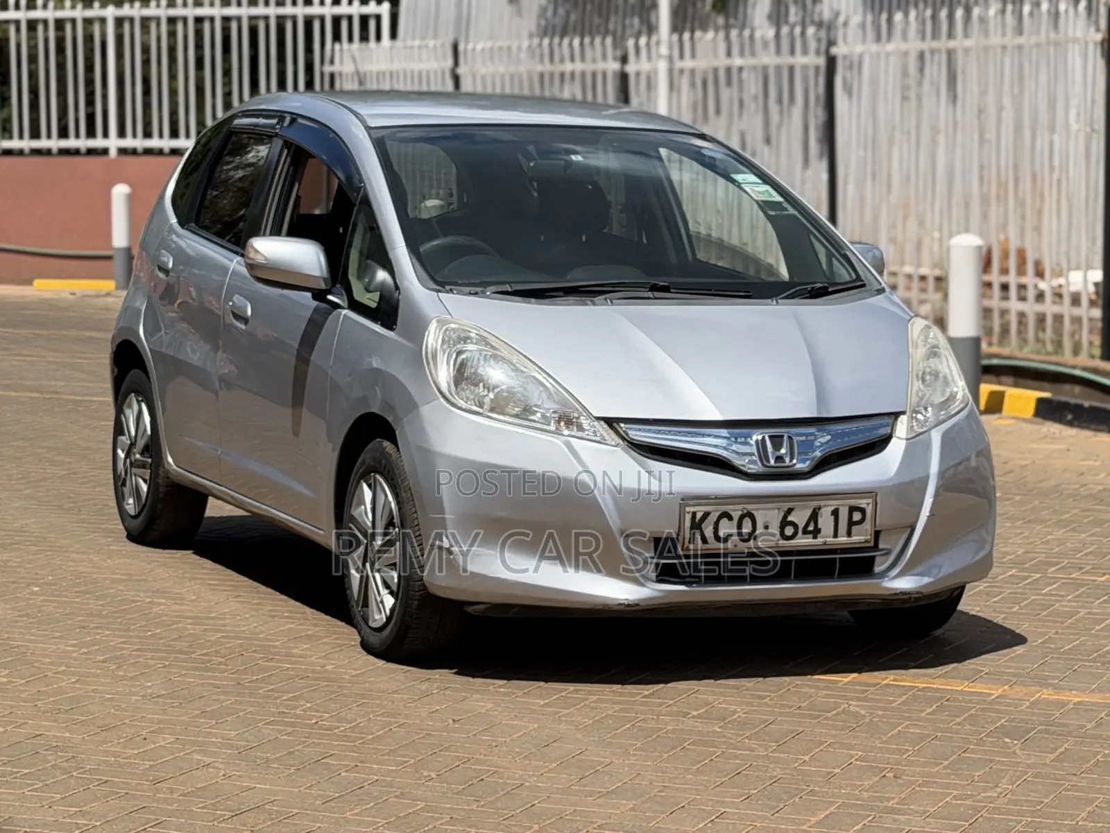 Honda Fit 2012 Silver