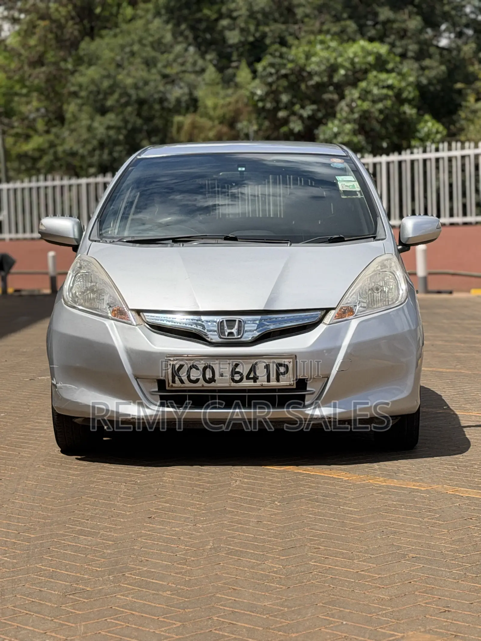 Honda Fit 2012 Silver