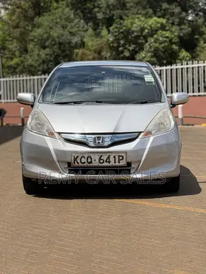 Honda Fit 2012 Silver