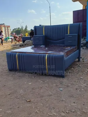 5x6 Midnight Blue Bed + 2 Sidebeds
(Items Can Be Sold Separately)