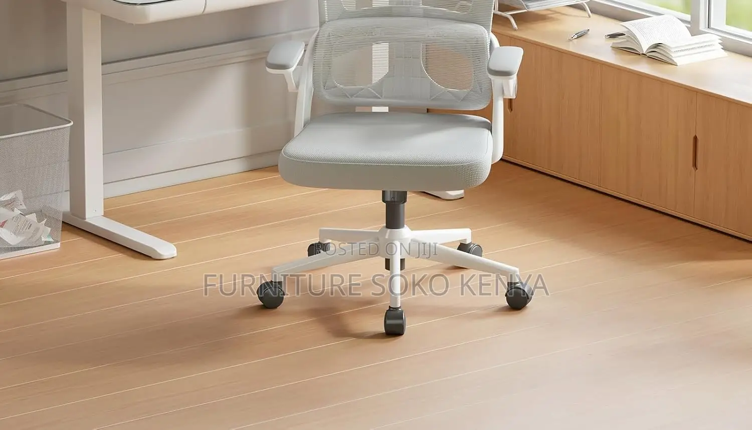 Orthopedic Modern White Seat | Fabric Executive Chair