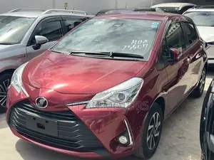 Toyota Vitz 2020 Burgundy