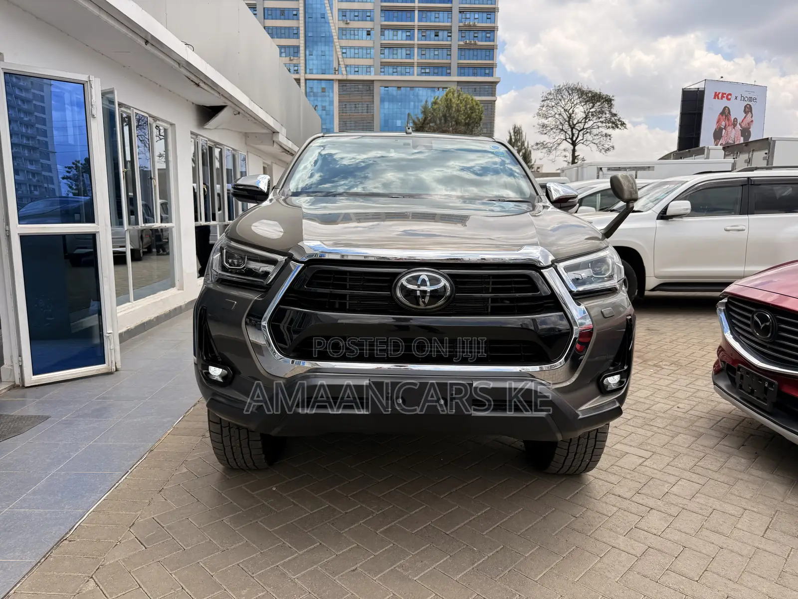Toyota Hilux 2021 Green