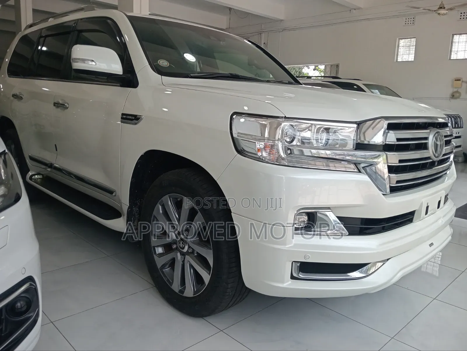 Toyota Land Cruiser 2020 White