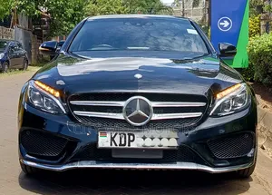 Mercedes-Benz C200 2017 Blue