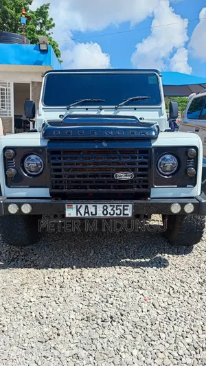 Land Rover Discovery 1997 White