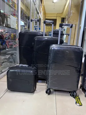 All Black Size 30"" 4 in 1 Unbreakable Suitcase Rubber Sets Offer 9000
