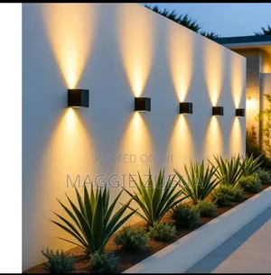 Up/Down Outdoor Wall Light