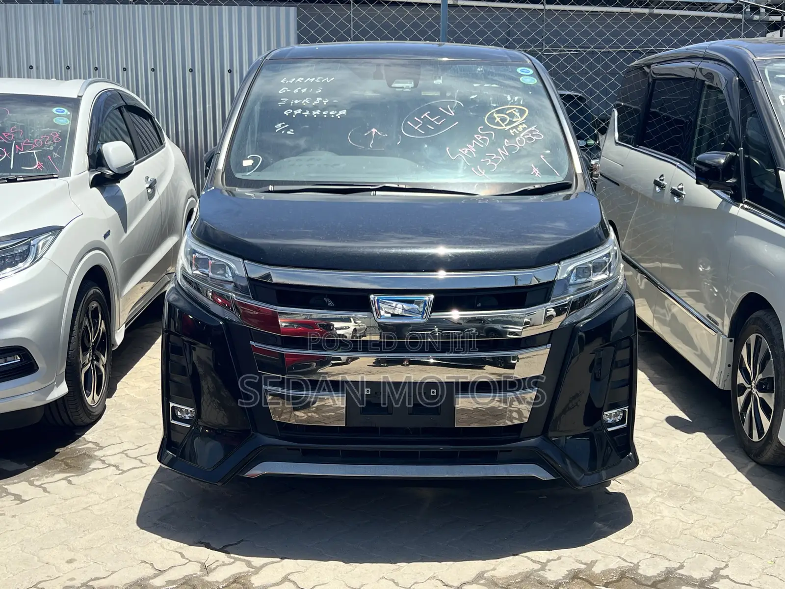 Toyota Noah 2020 Matt Black