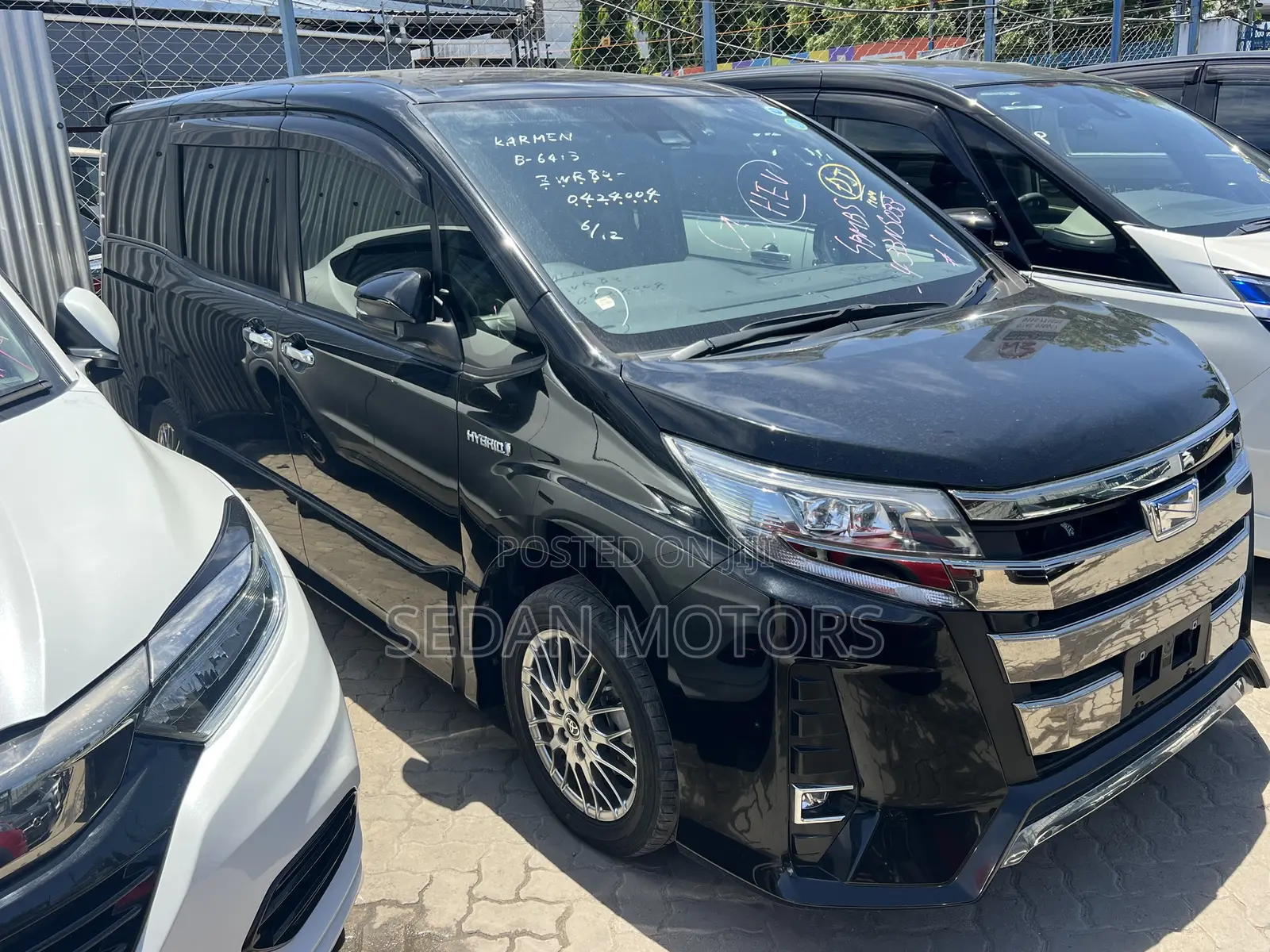 Toyota Noah 2020 Matt Black