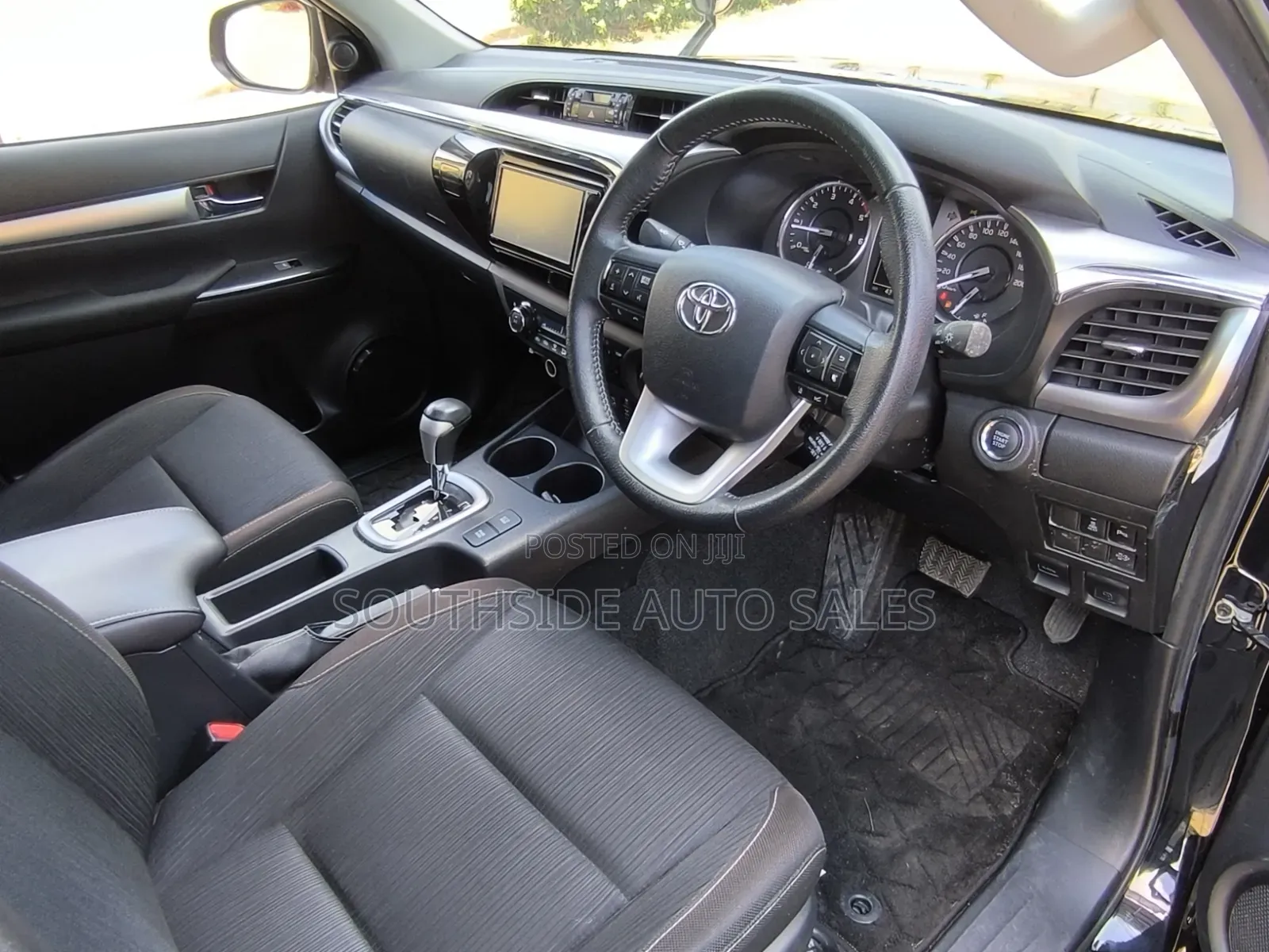 Toyota Hilux 2020 Black