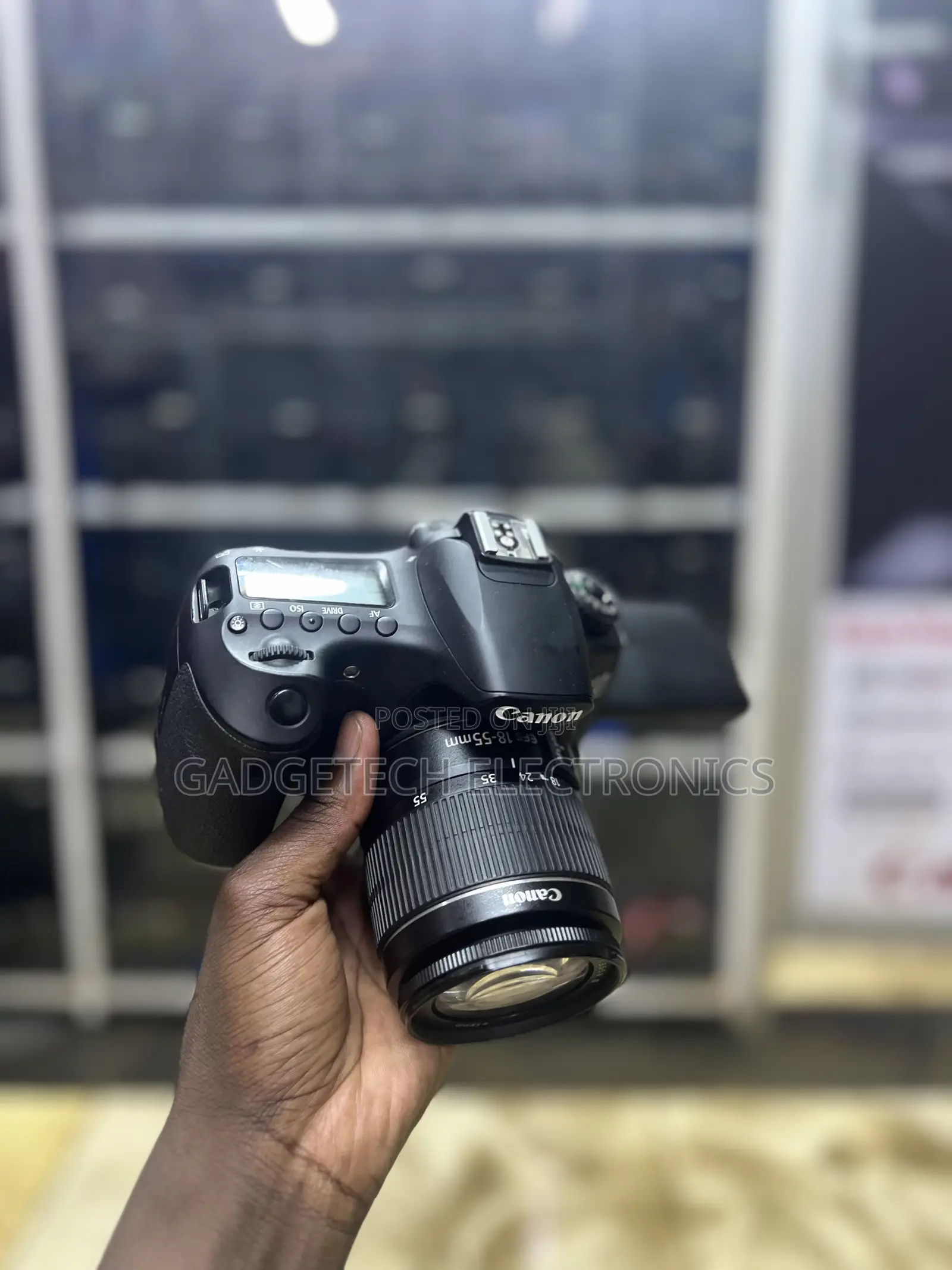 Canon EOS 90D With Kit Lens
