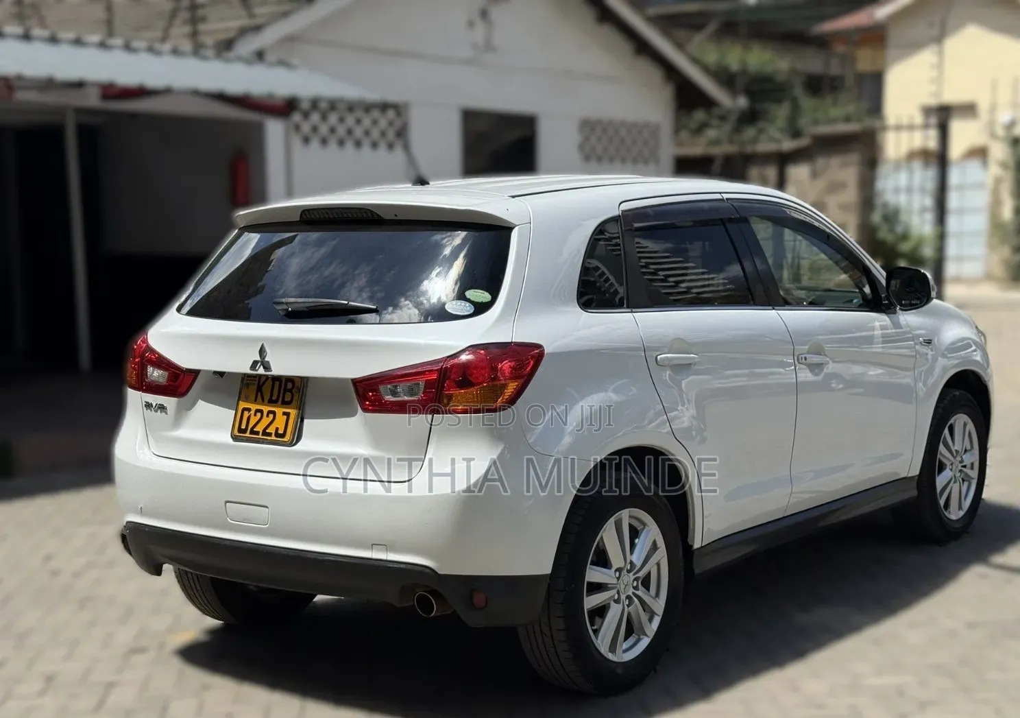 Mitsubishi RVR 2013 White