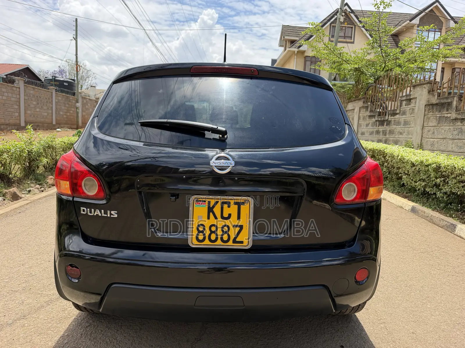 Nissan Dualis 2012 Black