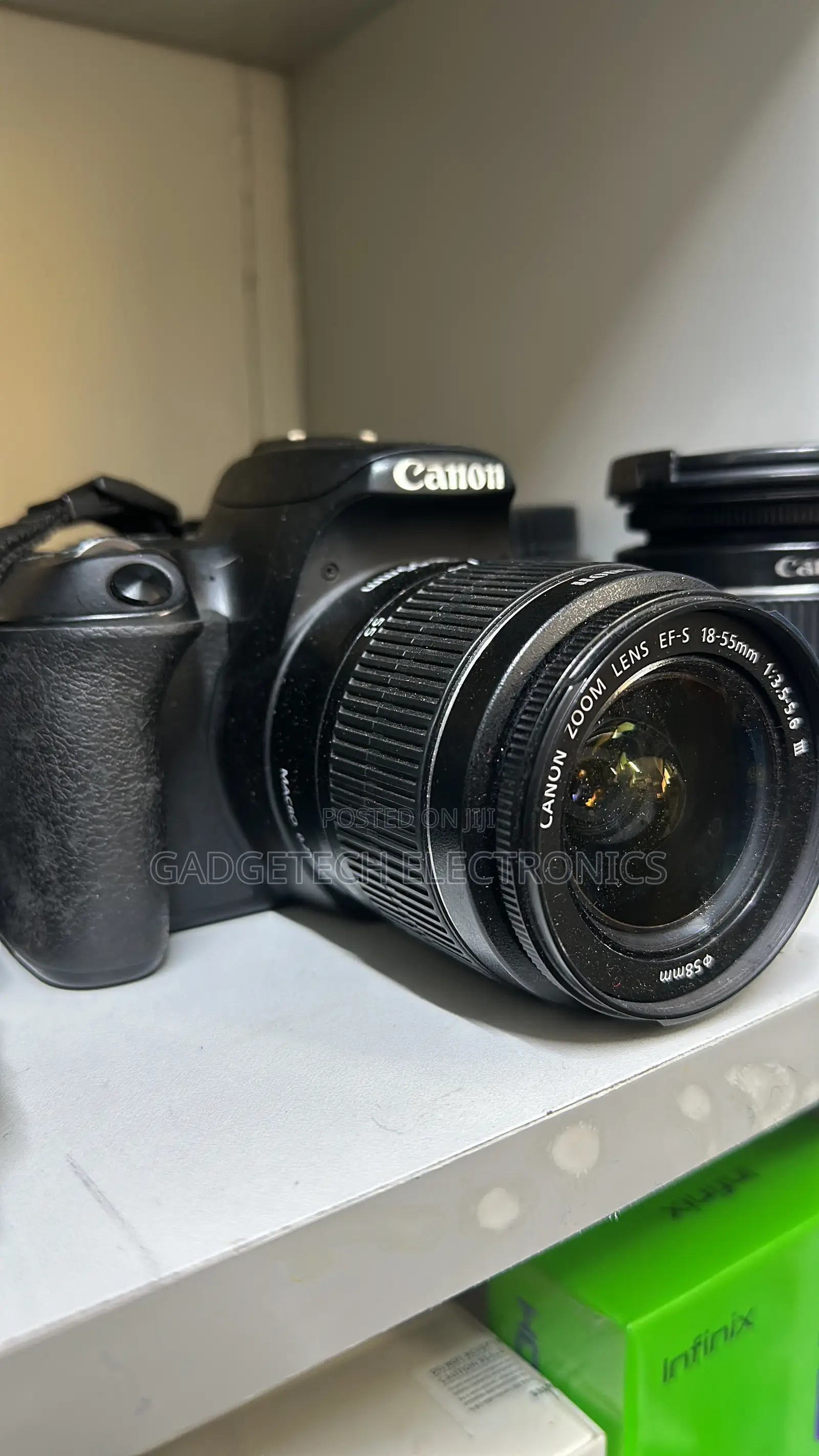 Canon 1300D