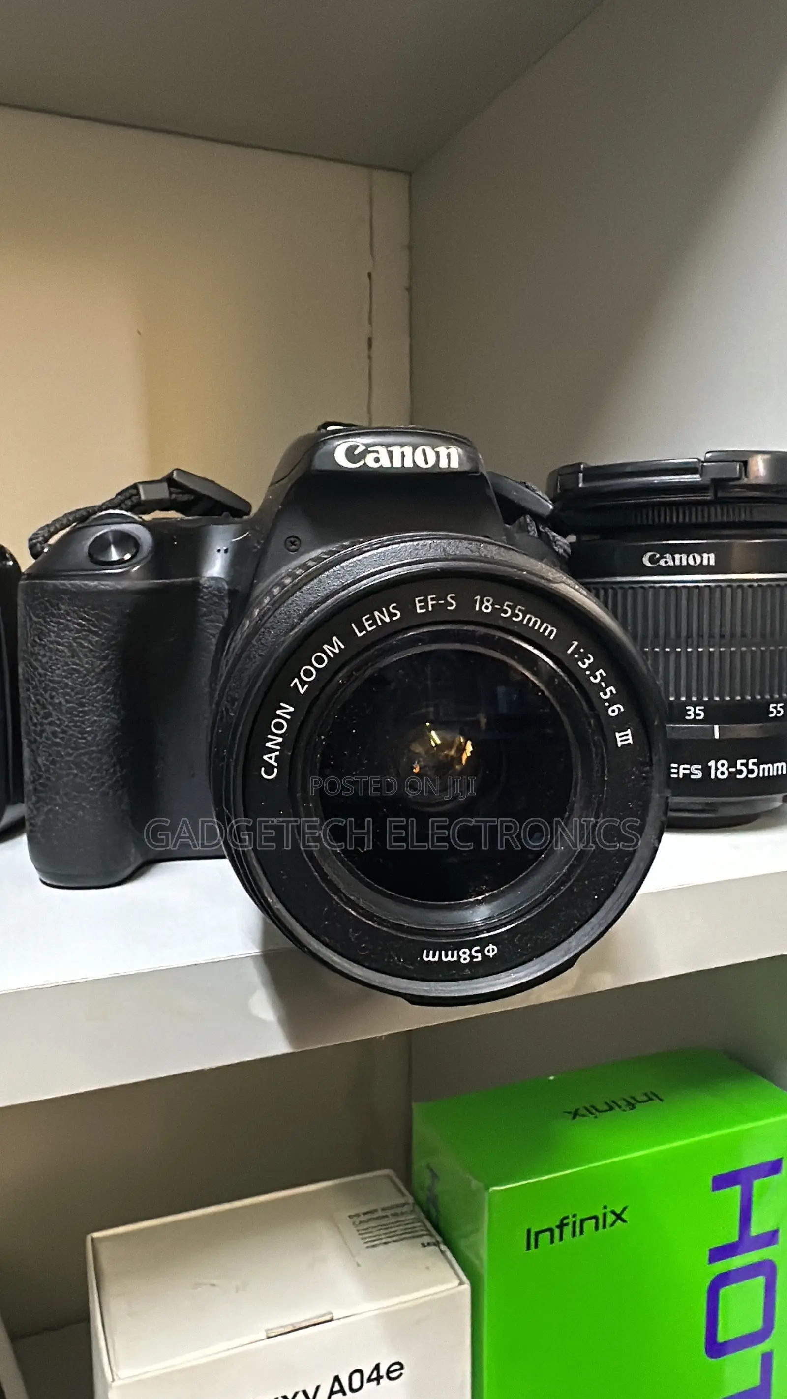 Canon 1300D