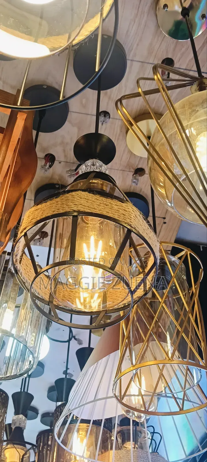 Single Wooven Light
