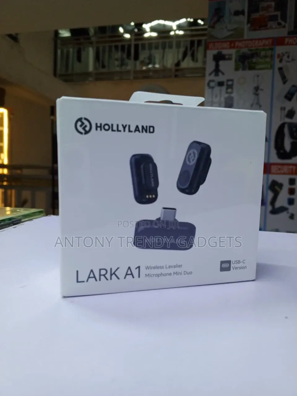 Hollyland Lark A1 Mini Duo Dual Mic System for Mobile Recording