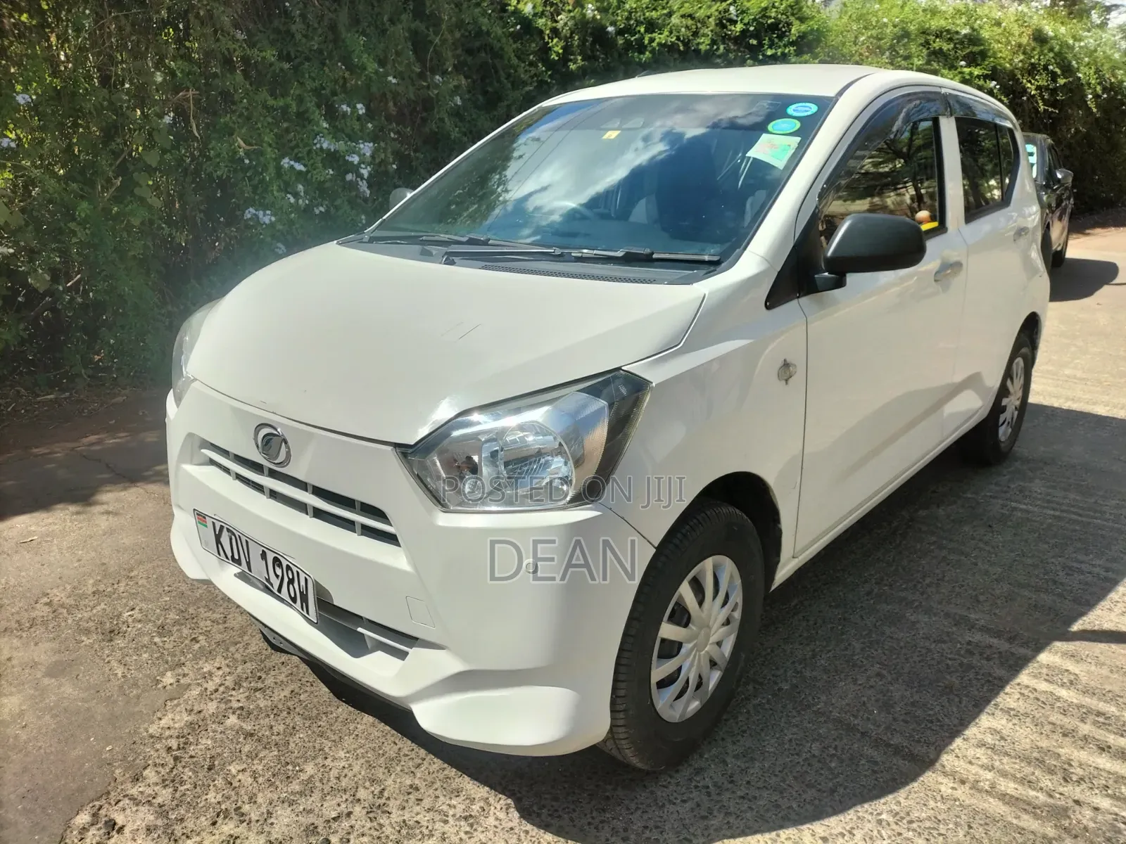 Daihatsu Mira 2018 White