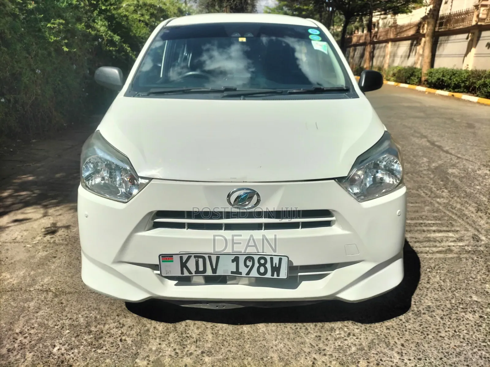 Daihatsu Mira 2018 White