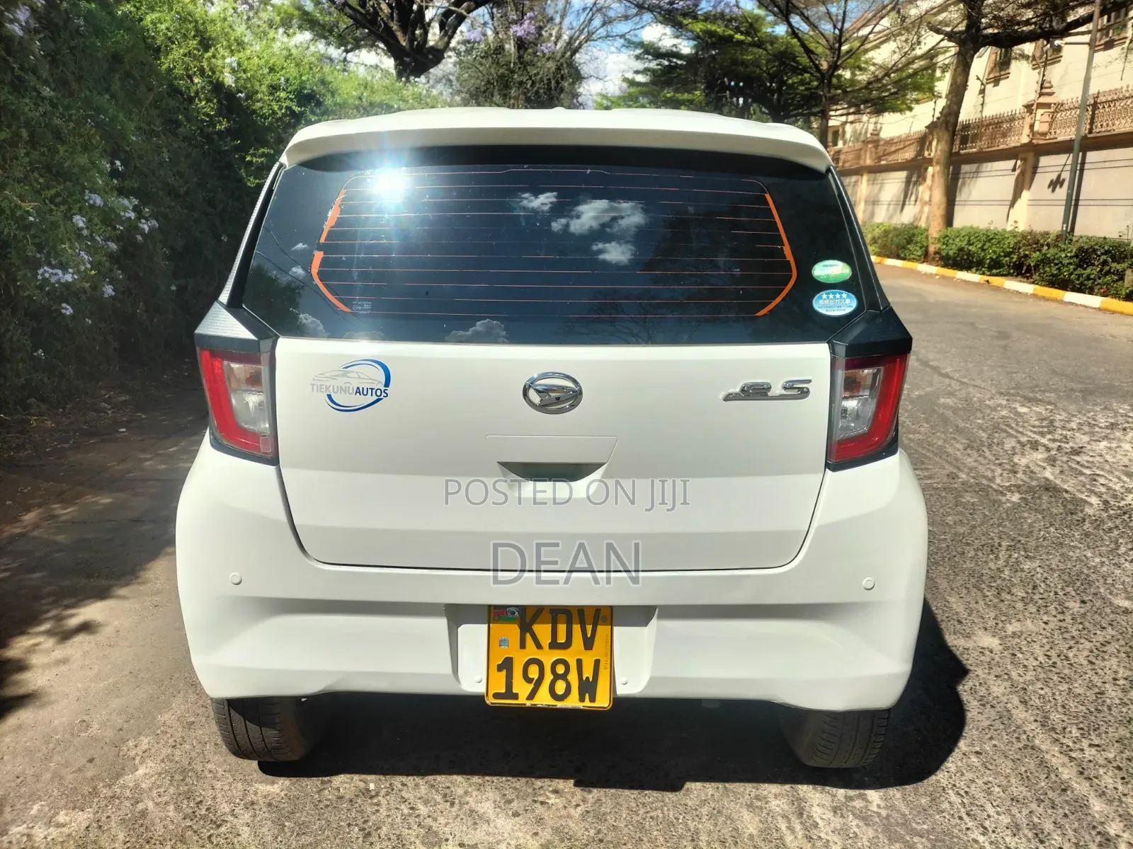 Daihatsu Mira 2018 White