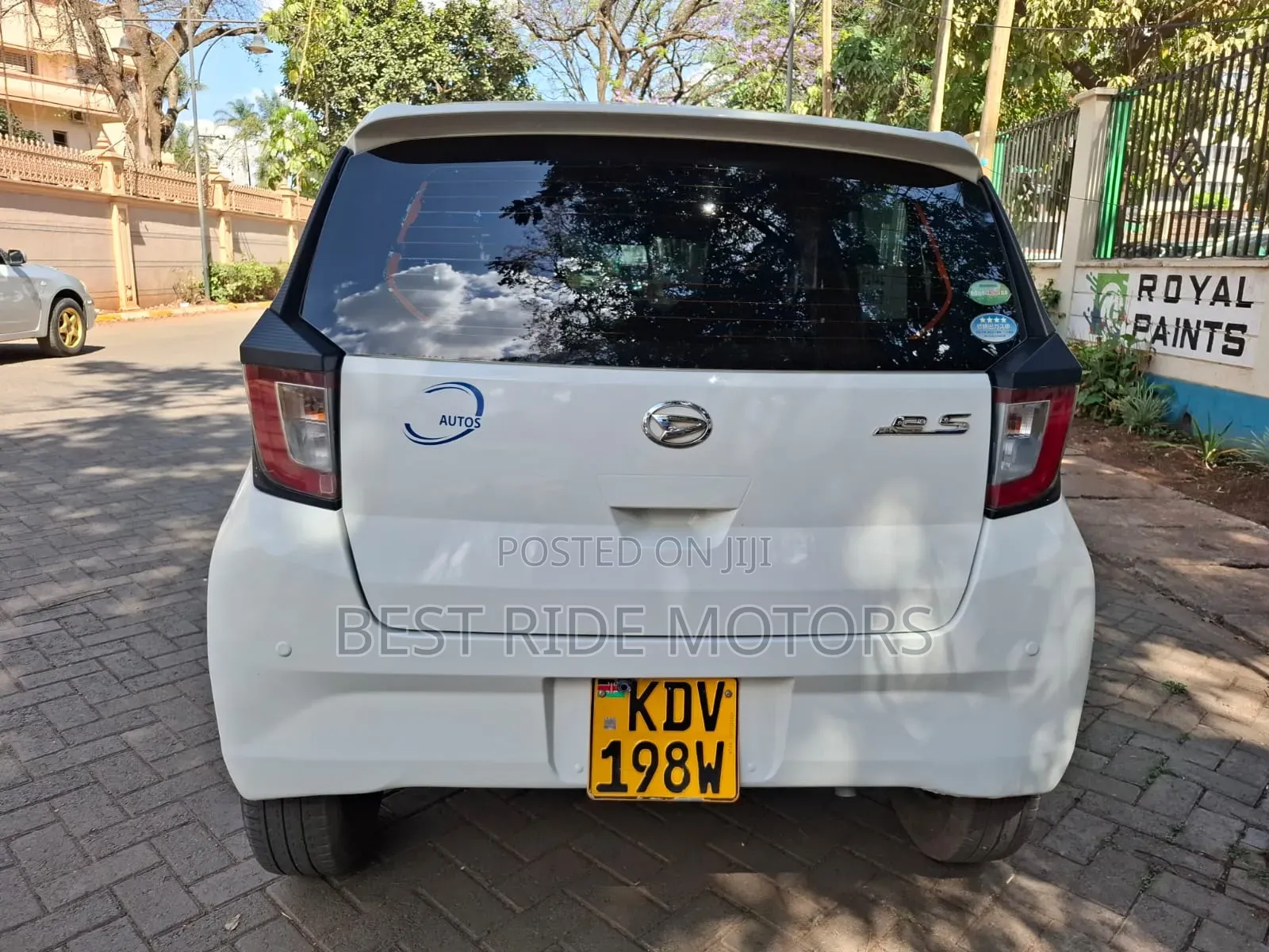 Daihatsu Mira 2018 Blue