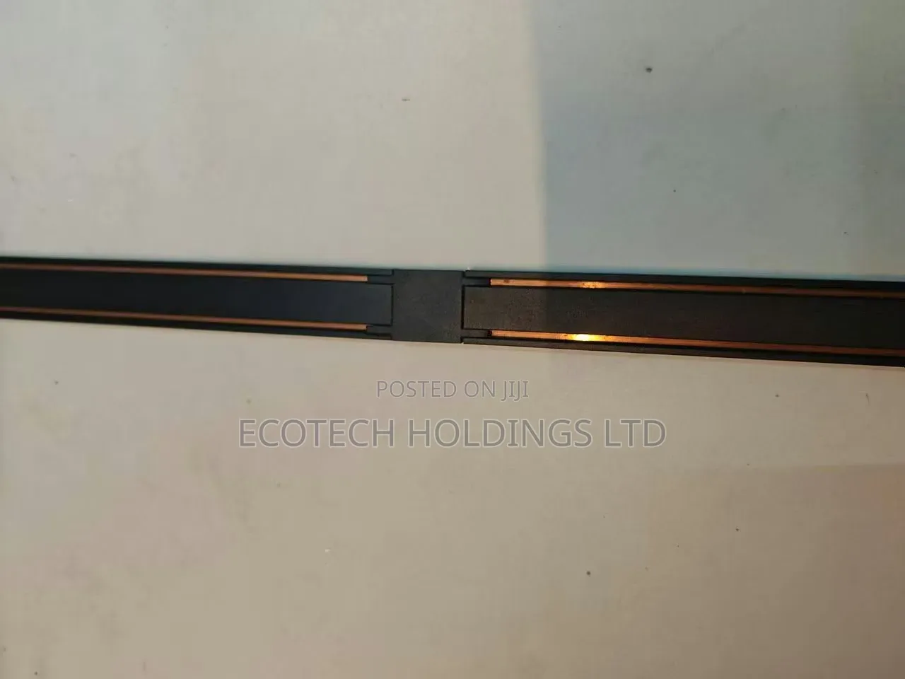 3mtrs Slim Magnetic Rail.